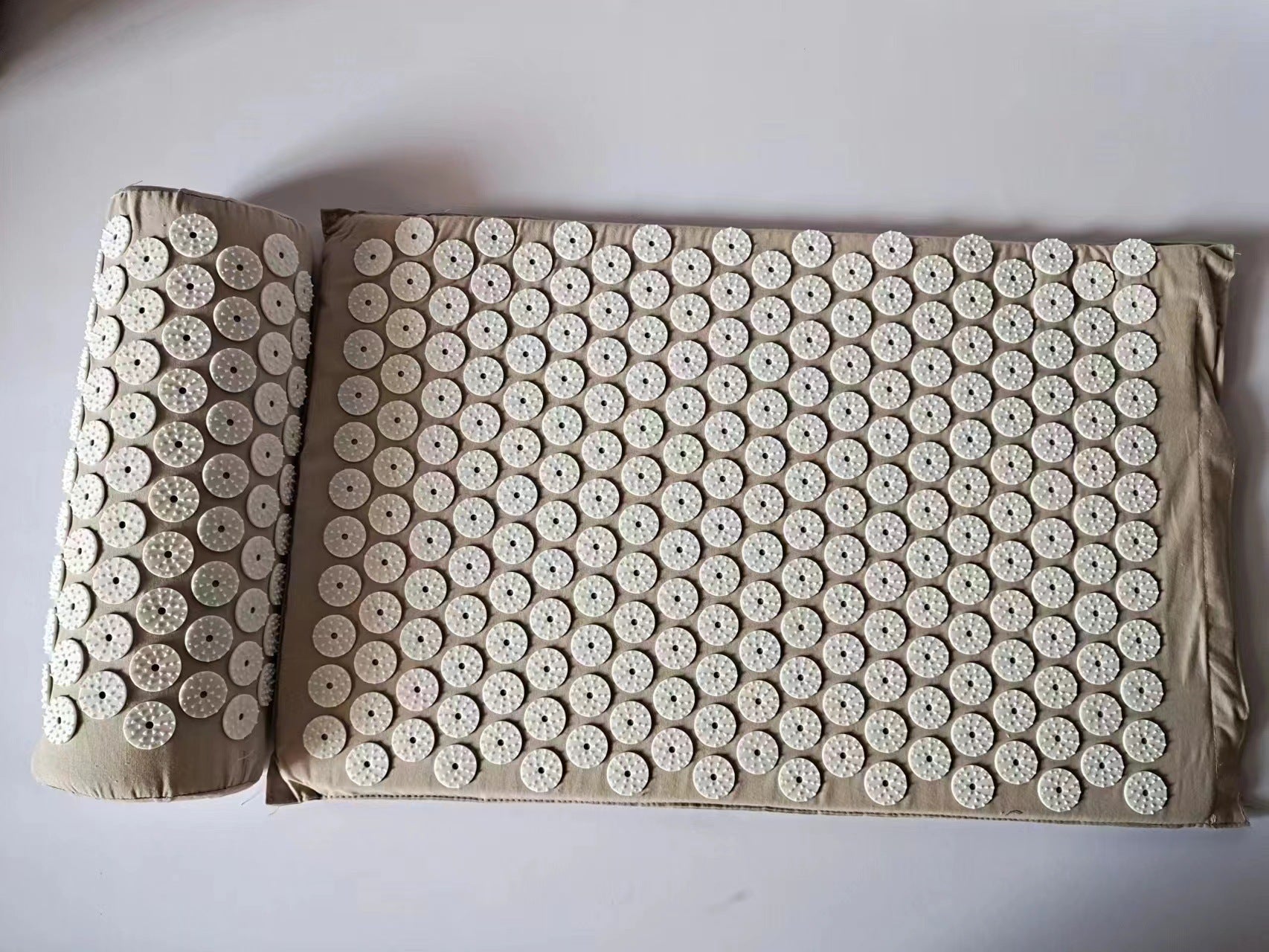 Spikmatta med kudde för träning och avkoppling