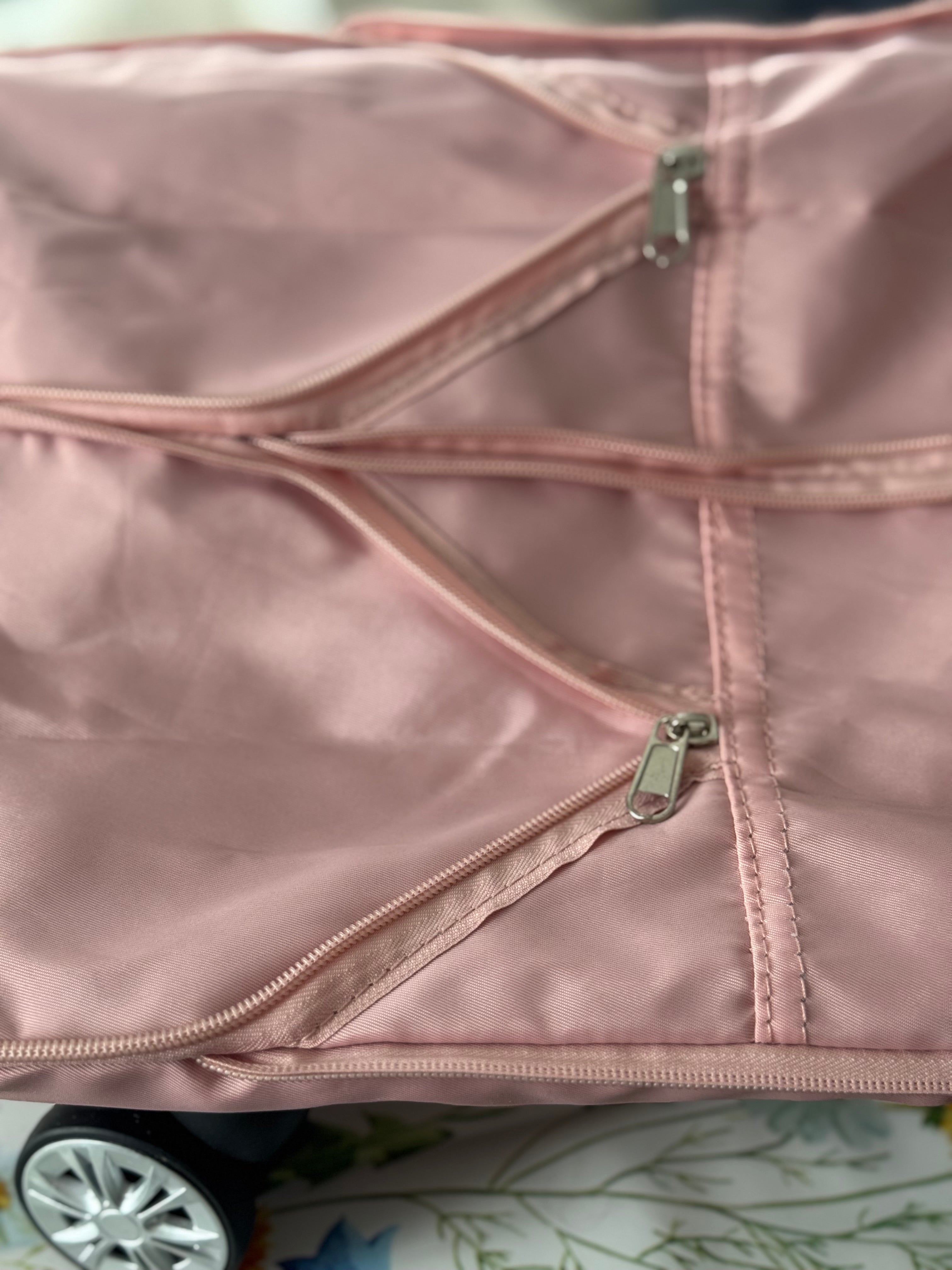 Vacker hopfällbar & expanderbar väska med stadiga hjul